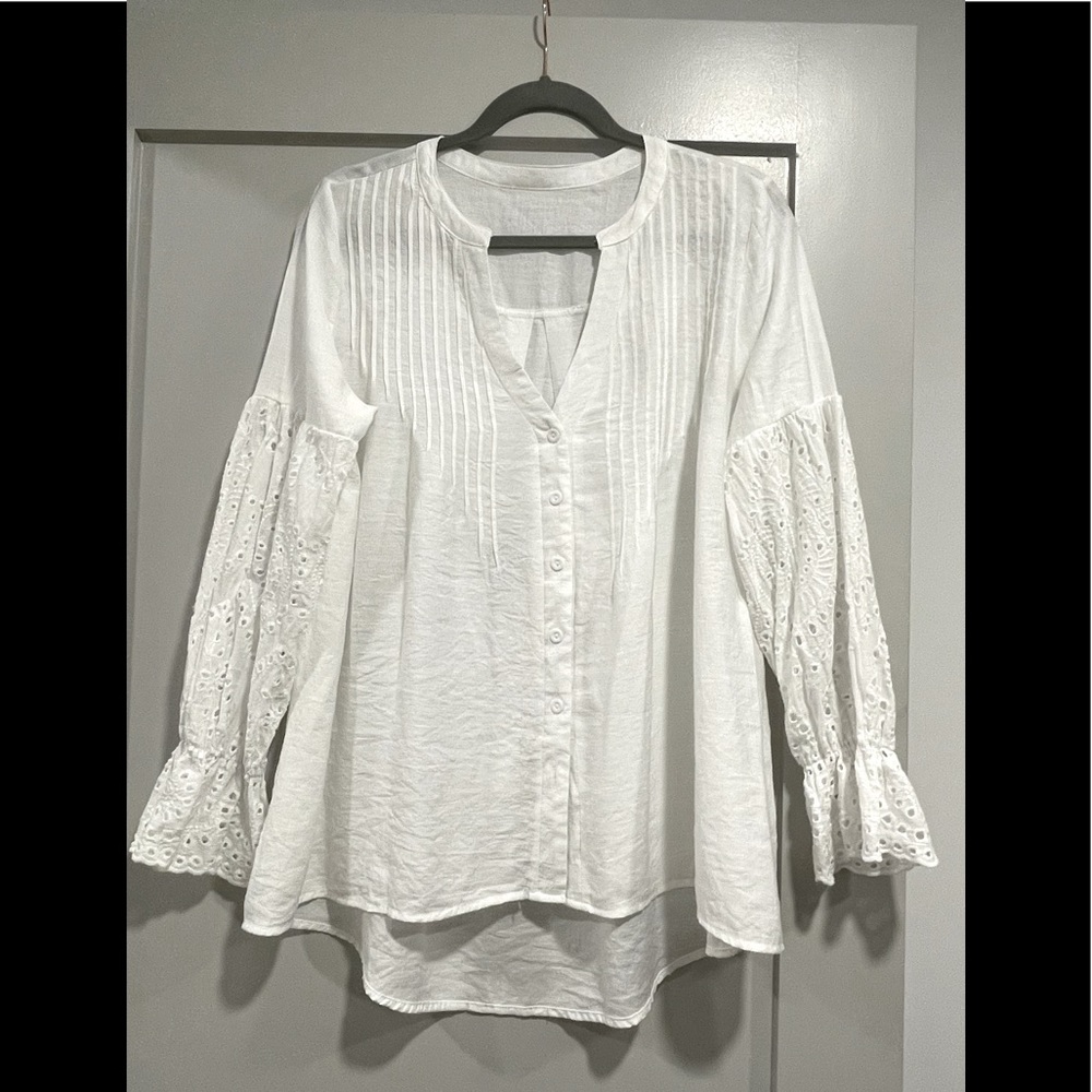 NWOT - WHITE Long Sleeve Button Down Blouse
